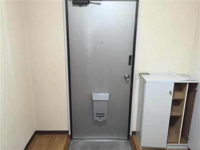 江戸川区船堀５丁目の賃貸マンションの玄関