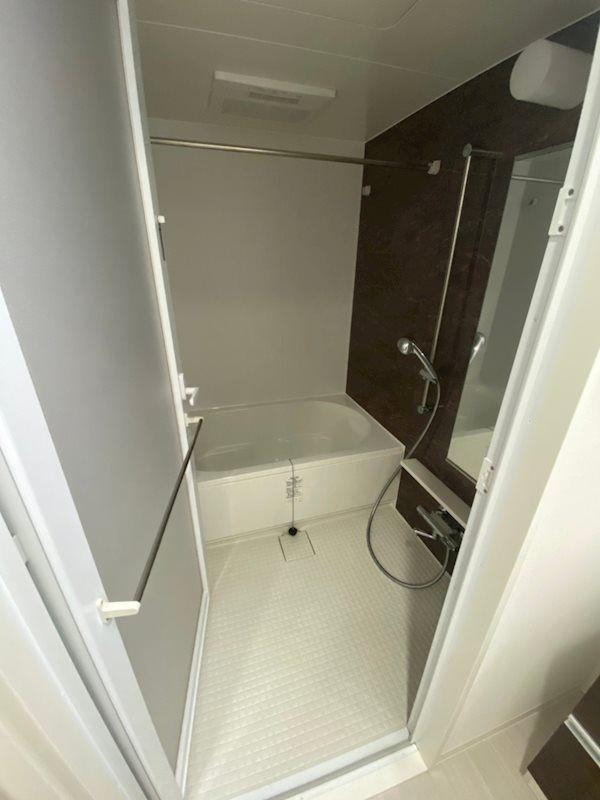 エスカルコート　名古屋市賃貸　仲介手数料無料の浴室