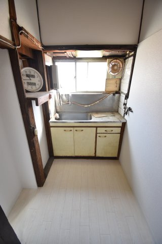 南住吉連騰のキッチン|新品に入れ替えます！