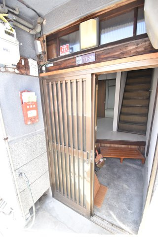 南住吉連騰の玄関