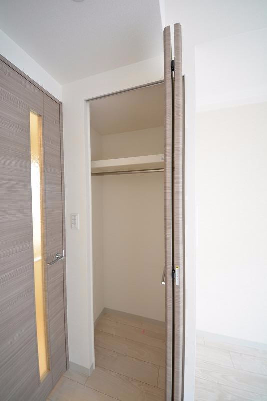 プレサンス谷町リーベの収納|プレサンス谷町リーベ　クローゼット