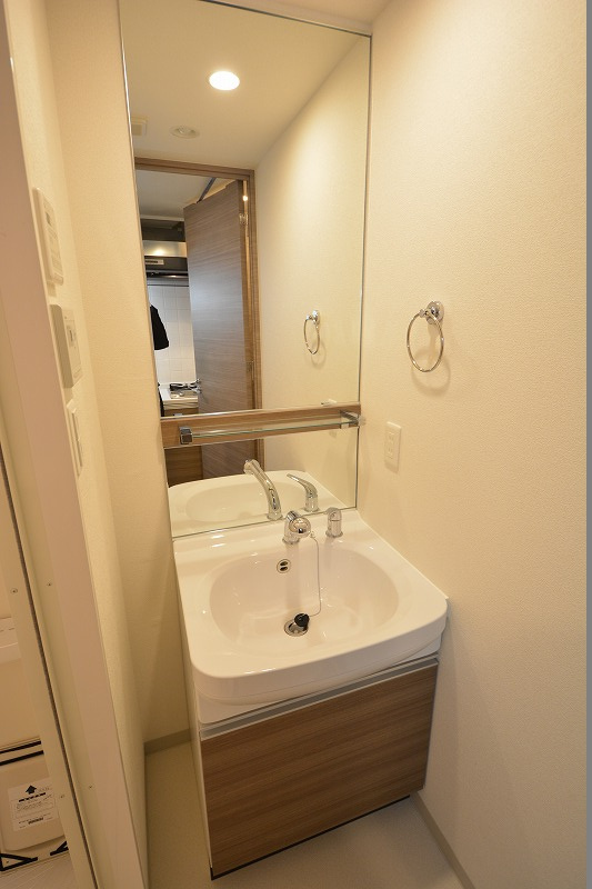 プレサンス谷町リーベの独立洗面台|プレサンス谷町リーベ　独立洗面台