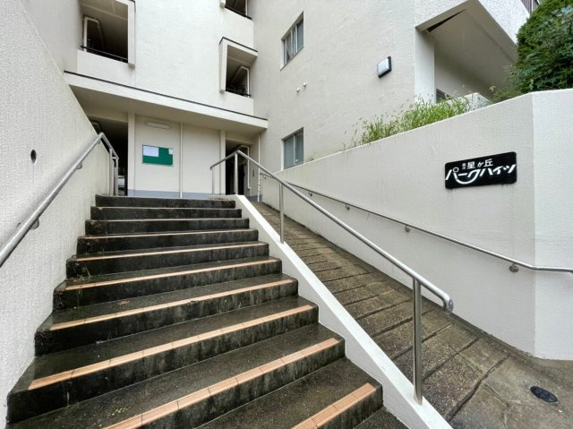 星が丘パークハイツのエントランス