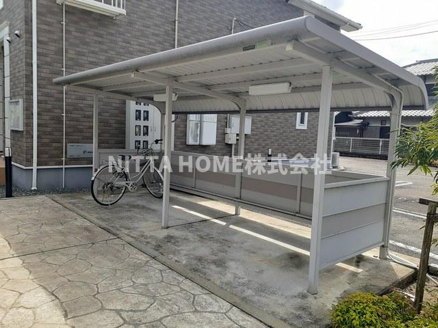 アンジェリートのその他共用部分|屋根付きの駐輪場は無料で使用OK！