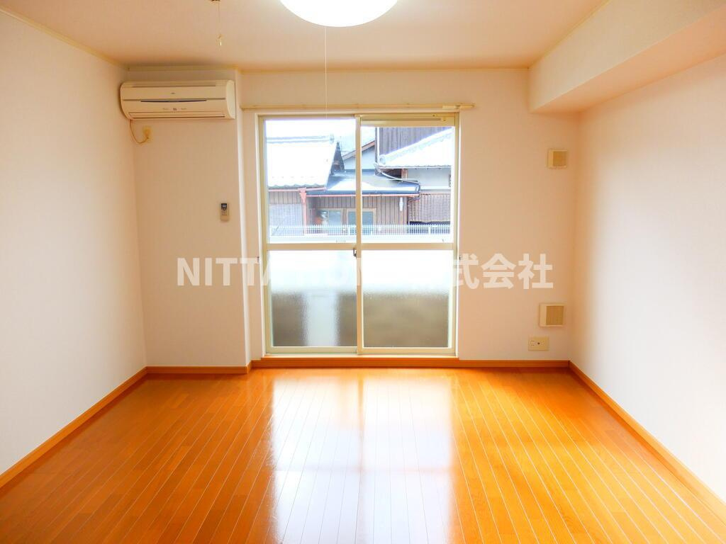 アンジェリートのその他|全室フローリングのお部屋です(^o^)