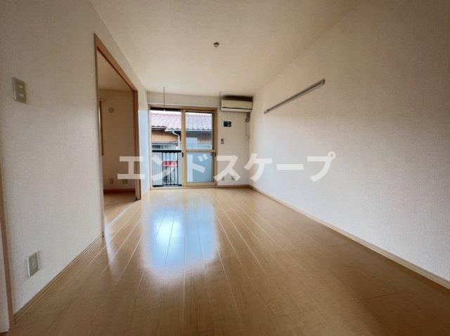 レフィナードの居間・リビング|高崎、前橋のお部屋探しはエンドスケープまで！お客様の理想お聞かせ下さい♪