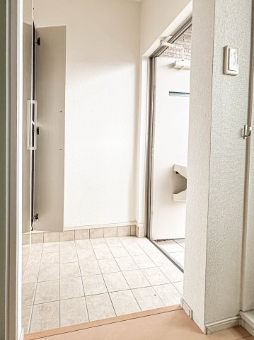 ロイヤルシャトー・Ｋの玄関