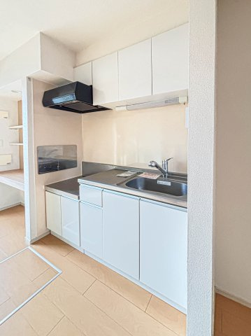 ロイヤルシャトー・Ｋのキッチン