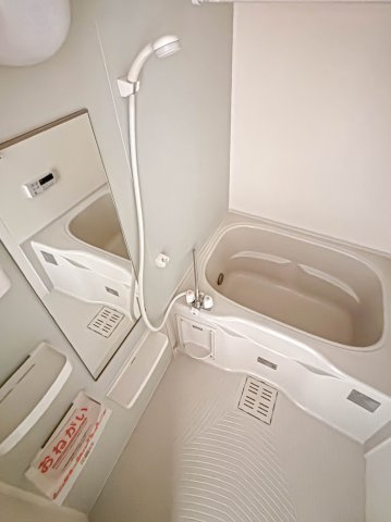 ロイヤルシャトー・Ｋの浴室