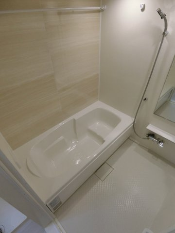 セレストブルーの浴室