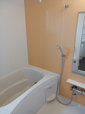 【浴室】 | ベル | お風呂で日々の疲れを落としましょう