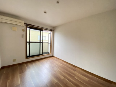 【居間・リビング】 | メリー・ヤード泉 | 使いやすいリビングです