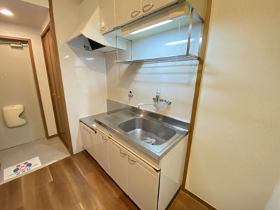 【キッチン】 | メリー・ヤード泉 | 使いやすいキッチンです