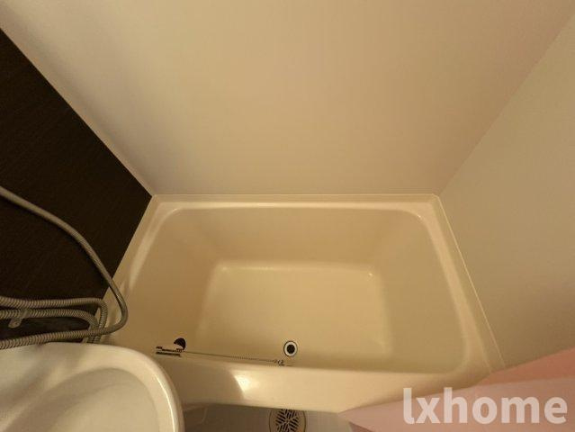 ガルボ茨木の浴室|落ち着いた空間のお風呂です