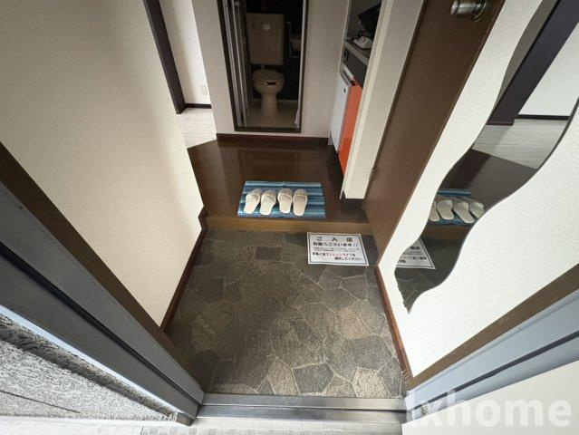 ガルボ茨木の玄関|収納もある玄関です