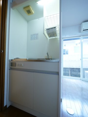 津高台ハイツのキッチン|※写真は別の部屋のものです。