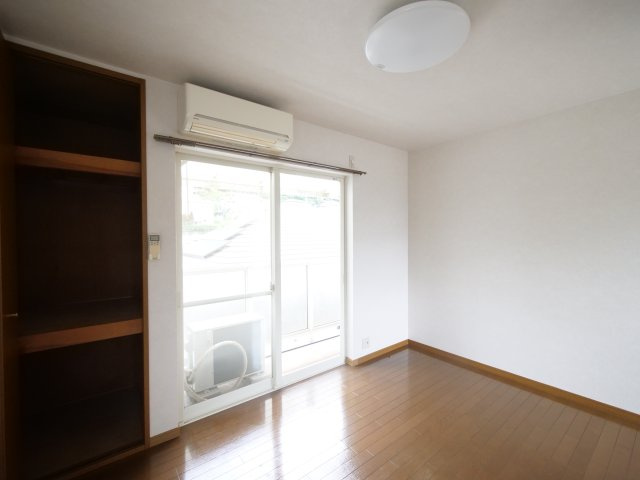 津高台ハイツの収納|※写真は別の部屋のものです。