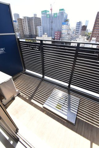 プレサンス谷町九丁目ディセオのバルコニー