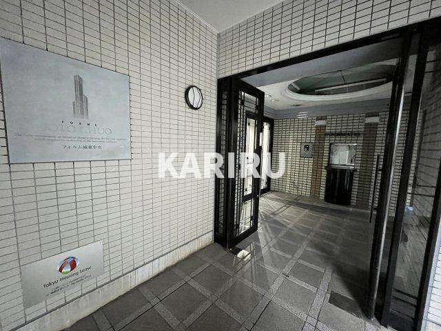 フォルム城東中央のエントランス