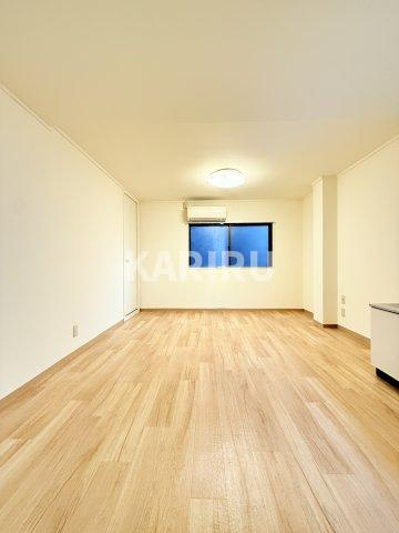 平和ハイツの寝室