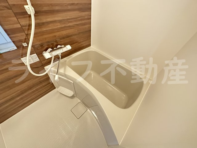 ベルハイム小阪の浴室|コンパクトで使いやすいお風呂です