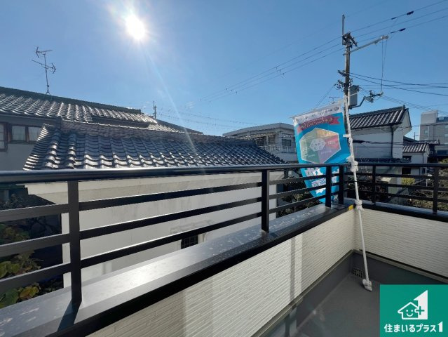 羽曳野市野々上　新築一戸建てのバルコニー|ワイドバルコニーは洗濯物を干すスペースが広いのでご家族が多くても安心！