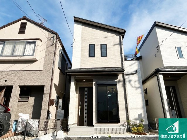 羽曳野市野々上　新築一戸建ての外観|安心の10年保証！外観を美しく保ち、雨水で汚れを落とします！気になることがありましたら、お気軽にお問い合わせください！