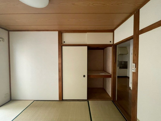 パレ・ドール芙美の和室