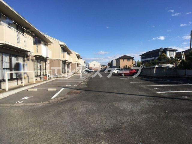 セジュール千木良　Ｂの駐車場|高崎、前橋のお部屋探しはエンドスケープまで！お客様の理想お聞かせ下さい♪