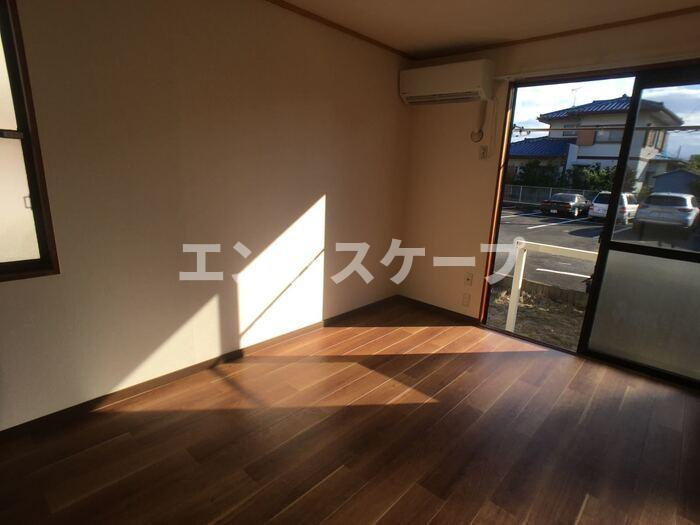 セジュール千木良　Ｂの居間・リビング|高崎、前橋のお部屋探しはエンドスケープまで！お客様の理想お聞かせ下さい♪