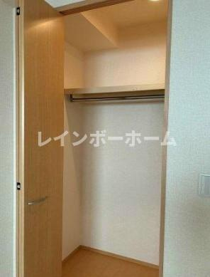 GENOVIA原木中山の収納|小物を収納するのに便利です