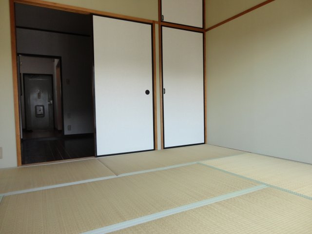 宮脇マンション２の和室