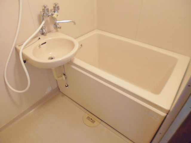 グリーンパークの浴室