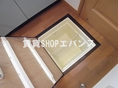  | メルローズプレイス