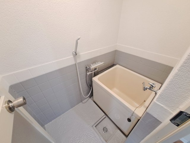 甲南ハイツの浴室