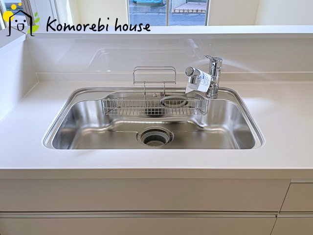 さいたま市見沼区御蔵　第３期　新築一戸建て　Aのキッチン|お料理しやすいキッチンです