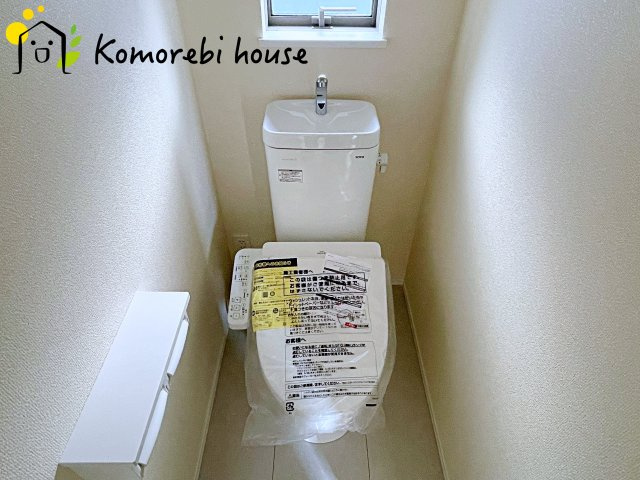 さいたま市見沼区御蔵　第３期　新築一戸建て　Aのトイレ|コンパクトで使いやすいトイレです