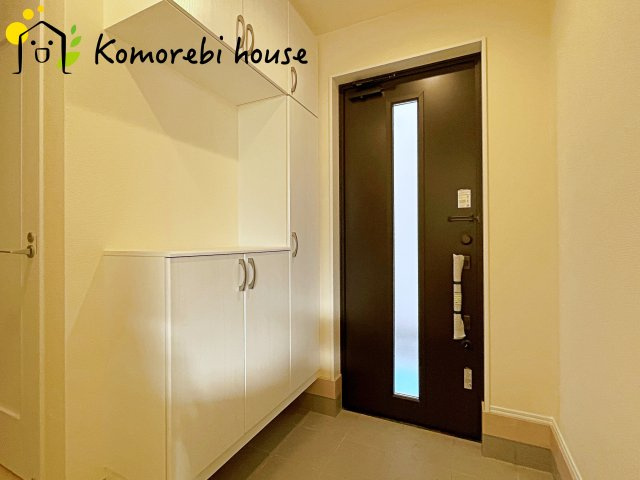 さいたま市見沼区御蔵　第３期　新築一戸建て　Aの玄関|シンプルで使いやすい玄関です