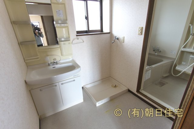 パビヨン広の内装