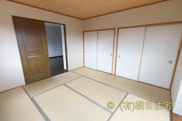 パビヨン広の和室