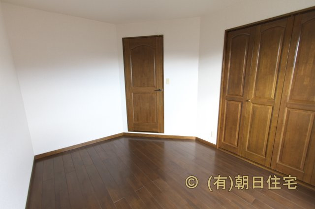 パビヨン広の洋室