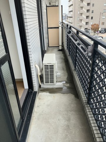 エスポワール新潟のバルコニー