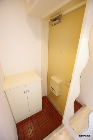 東洋プラザ高倉　仲介手数料無料の玄関