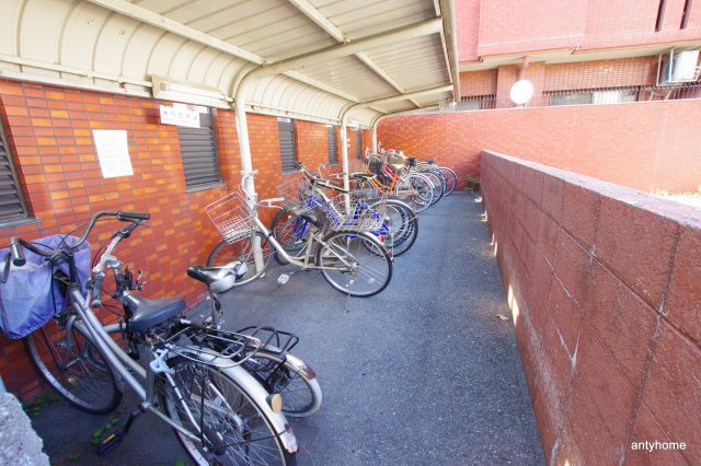 東洋プラザ高倉　仲介手数料無料の駐車場