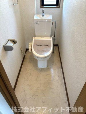 【トイレ】 | エルグレイス春日 | 温水洗浄暖房便座