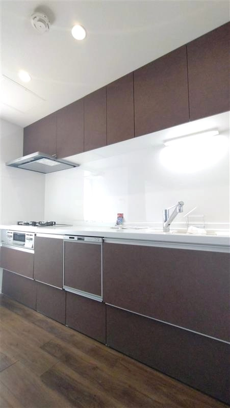 コスモ井土ヶ谷グランヒルズ九号棟のキッチン