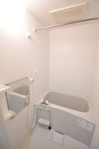 オズレジデンス今里NORTHの浴室