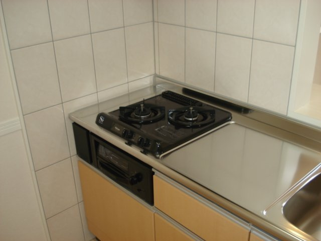 ＥＡＳＴ　ＲＯＣＫ２のキッチン|システムキッチン