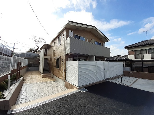 川崎市麻生区高石２丁目のアパート