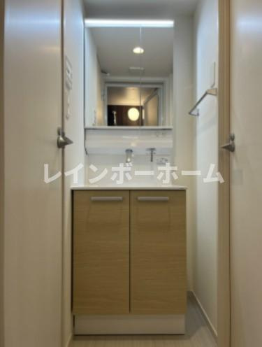 リブリ・坂戸山田町の独立洗面台